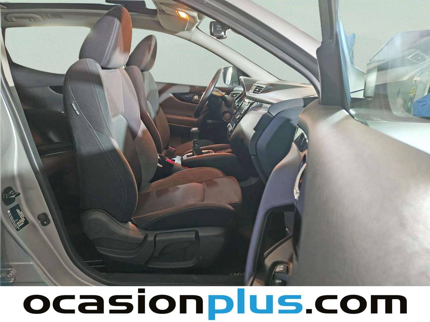 Foto Nissan QASHQAI Nissan Qashqai DIG-T 140 N-Connecta 4x2 (140 CV)