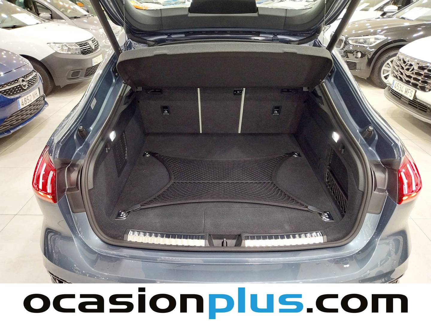 Foto Audi A5 Audi A5 e-hybrid S Line quattro (299 CV) S tronic