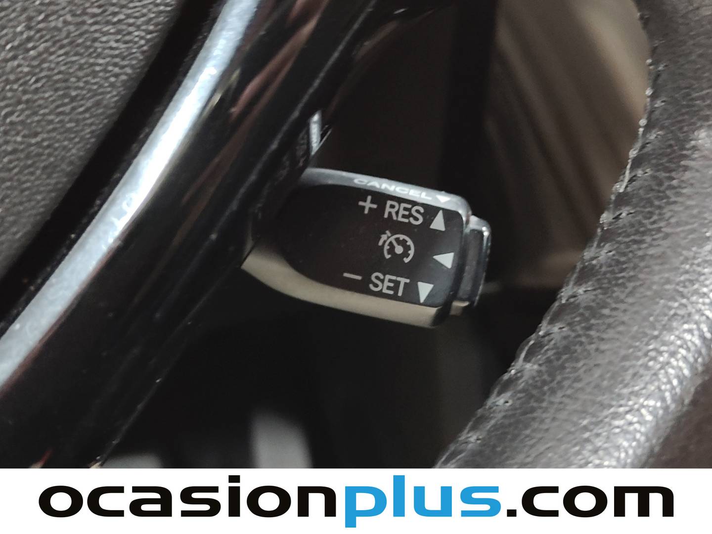 Acabados Peugeot 108 Peugeot 108 1.0 VTI Top! Allure (72 CV)