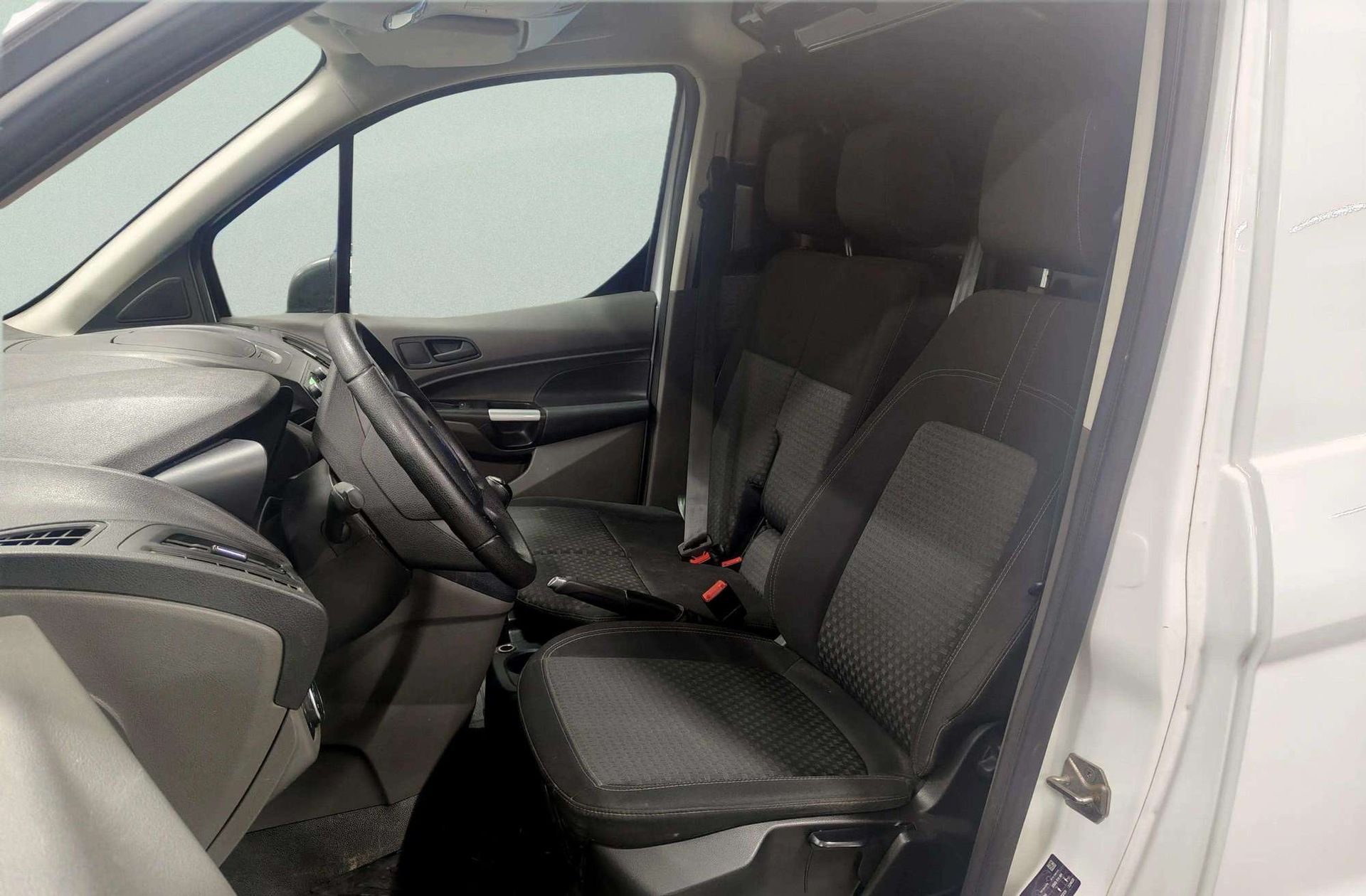 Ford Transit Connect Furgon 1.5 TDCi Trend 200 L1 - foto 8