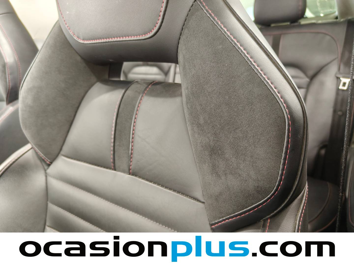 Acabados MG eHS MG eHS 1.5 T-GDI PHEV Luxury (258 CV)