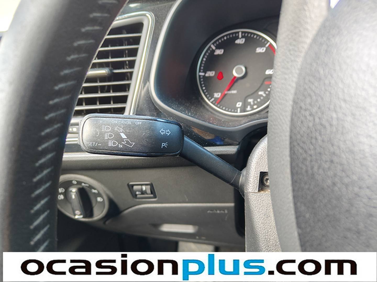 Foto Seat León SEAT León 1.6 TDI CR S&S Style DSG (105 CV)