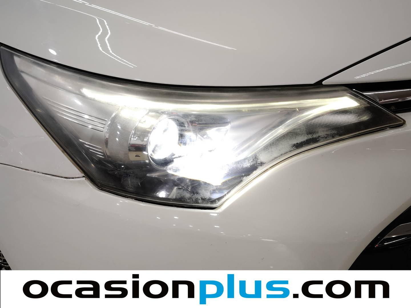 Equipamiento del Toyota Avensis Toyota Avensis 150D Advance (143 CV)