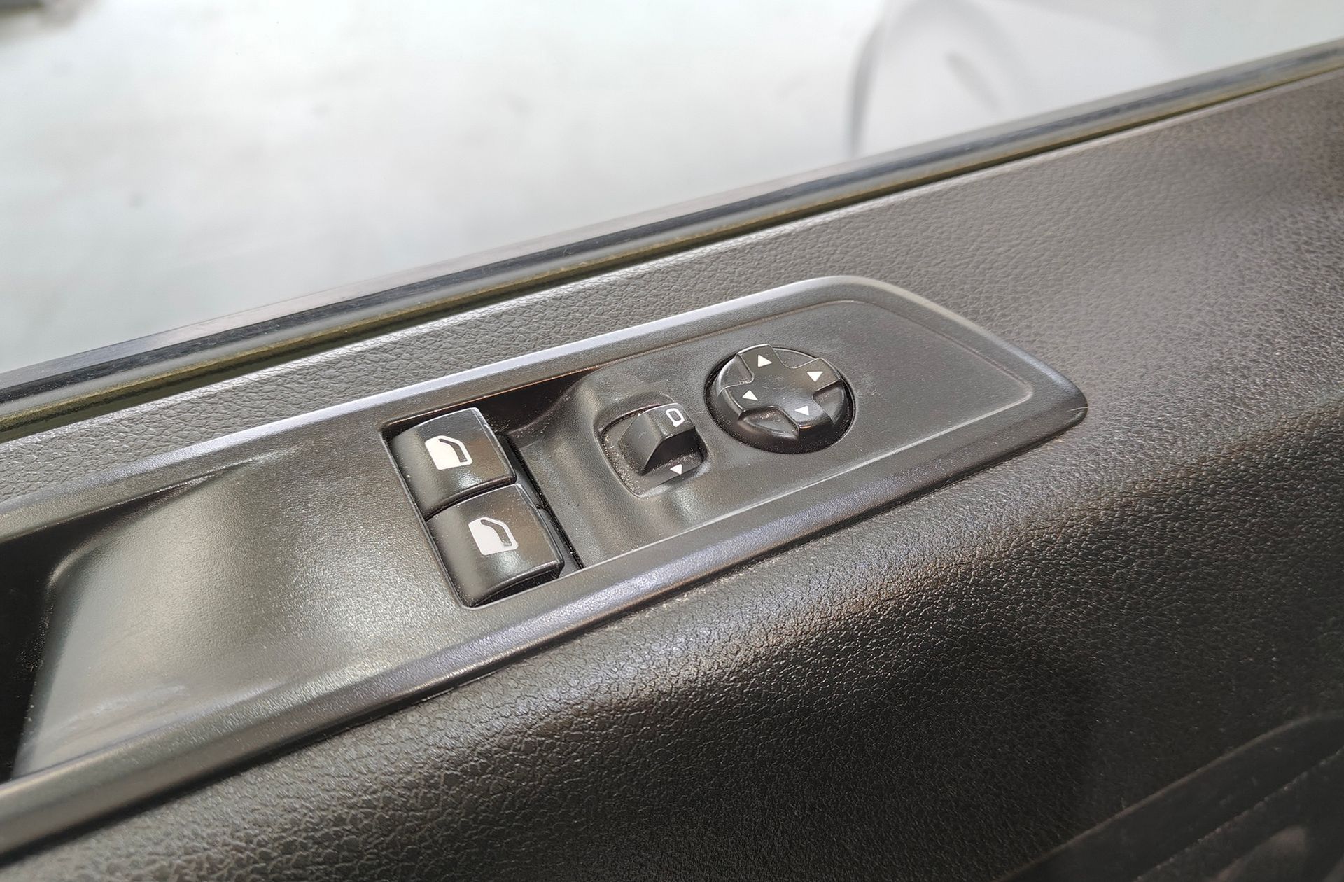Opel Vivaro 1.5 Diesel M Standart - foto 24