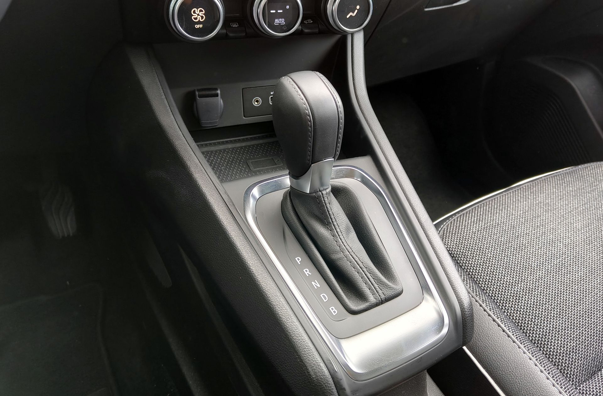 Mitsubishi ASX 160 PHEV Kaiteki - foto 5