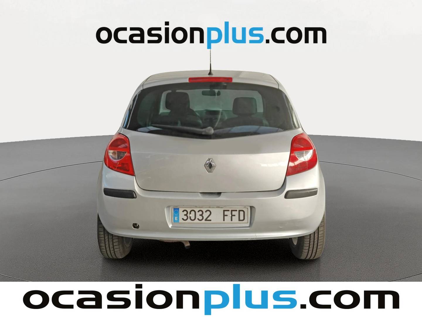 Foto Renault Clio Renault Clio 1.2 16v Pack Authentique (75 CV)