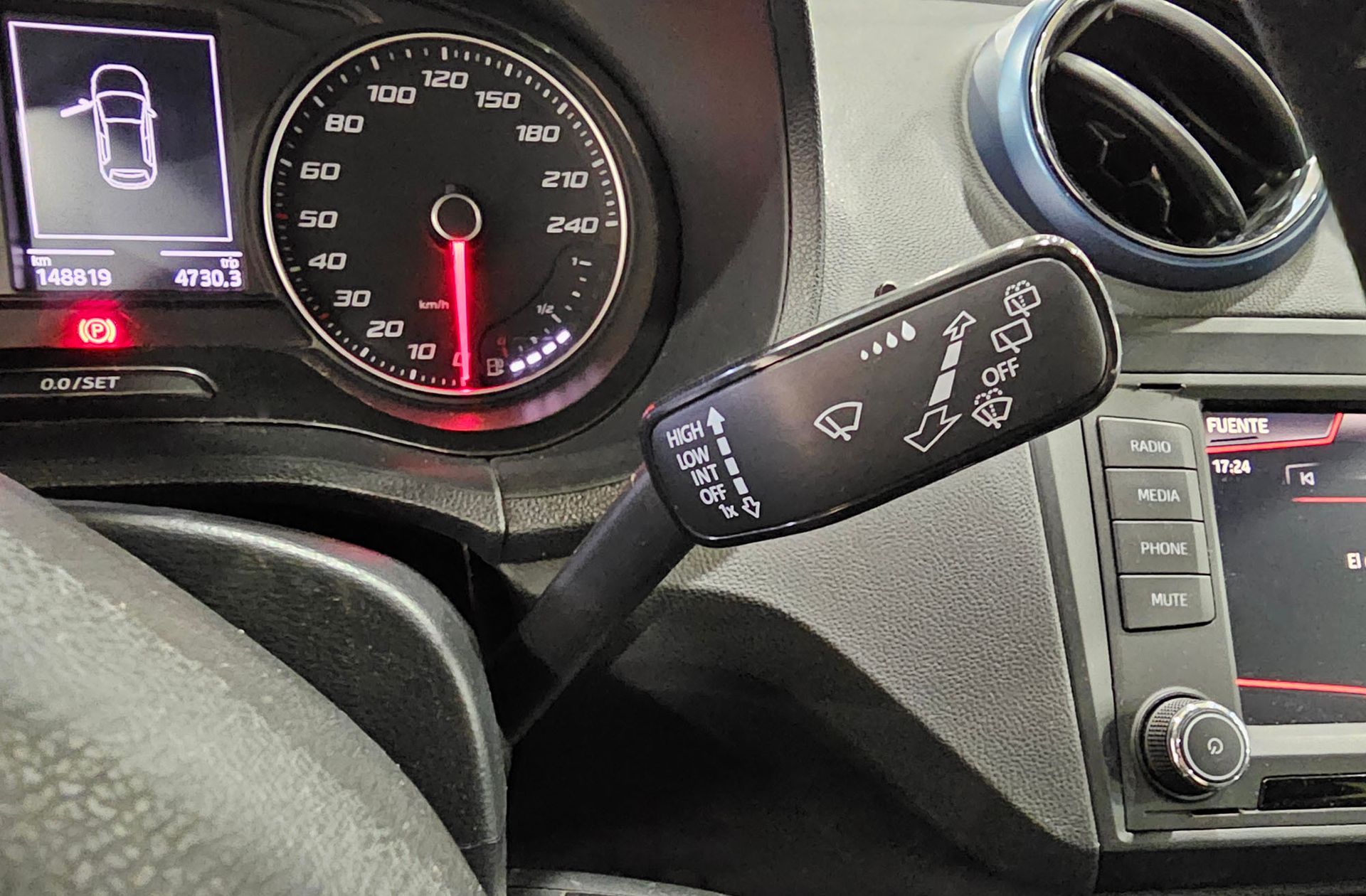 SEAT Ibiza 1.4 TDI Style Connect - foto 23