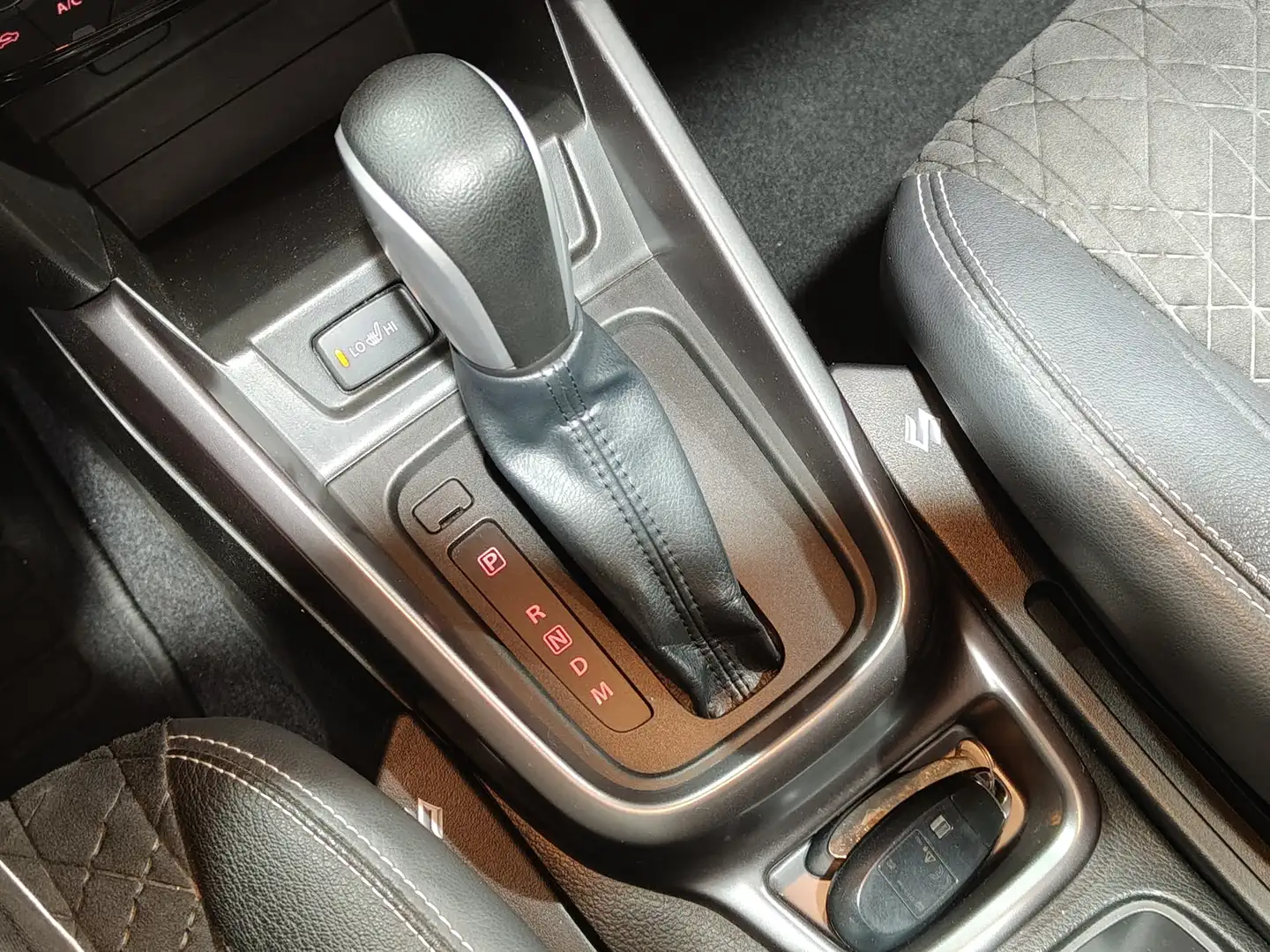 Foto Suzuki Vitara Suzuki Vitara 1.4 Turbo GLX SR 6AT  (140 CV)