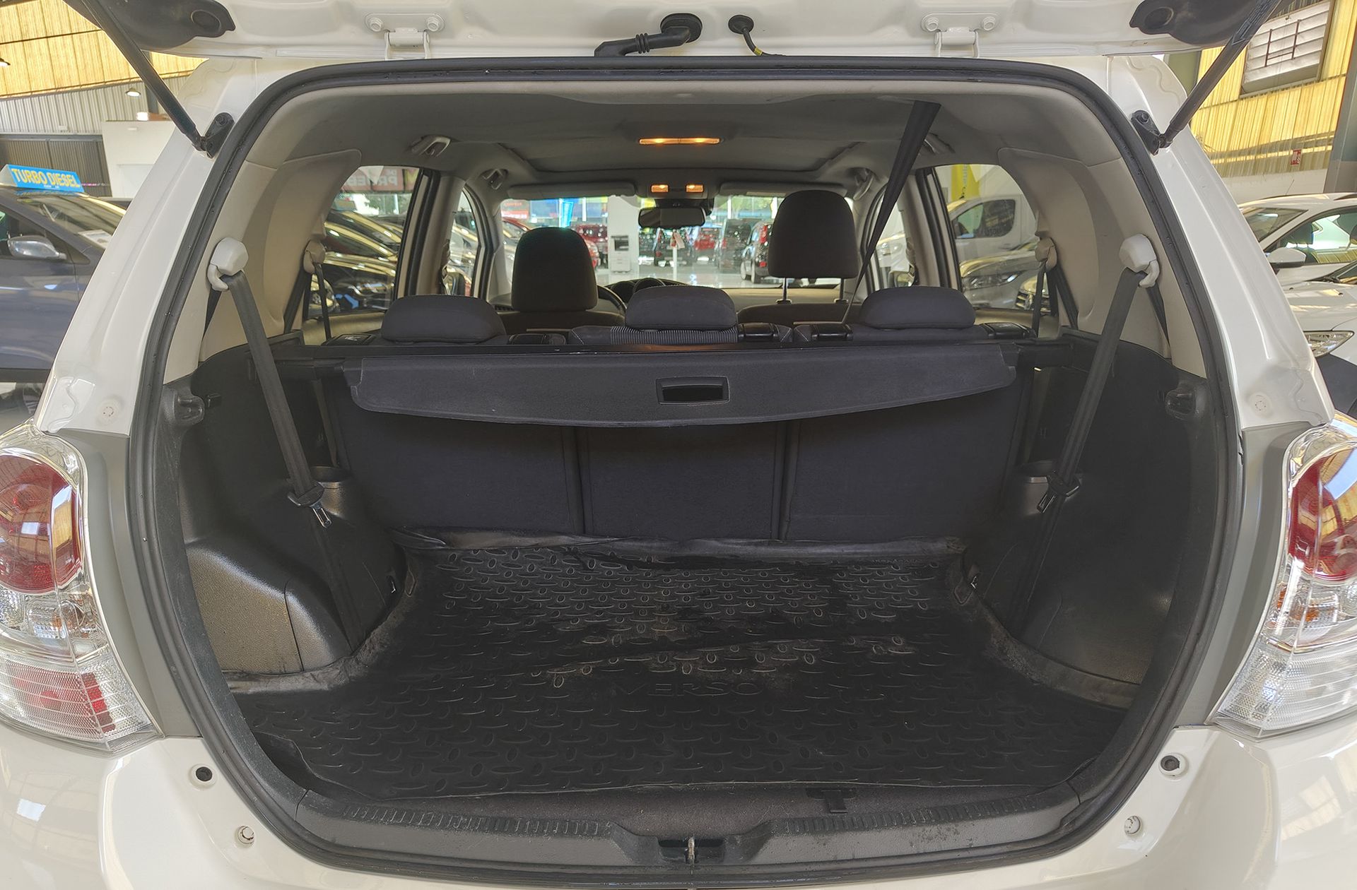 Toyota Verso 130 Advance 7 plazas - foto 13