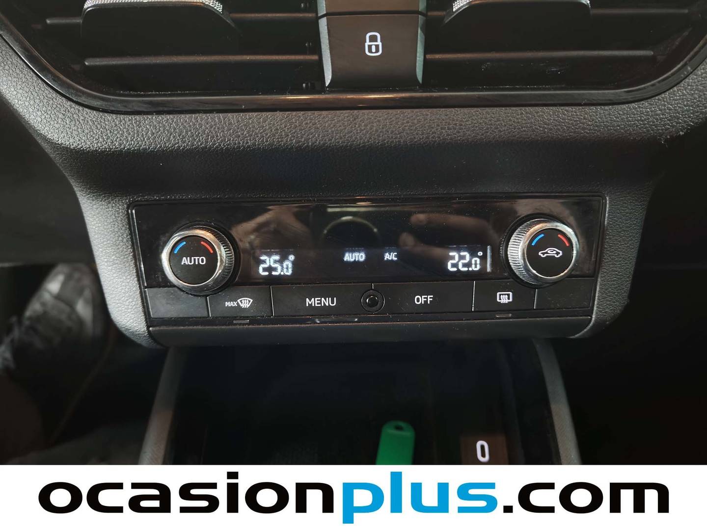 Skoda Kamiq Skoda Kamiq 1.0 TSI Ambition DSG (110 CV) seminuevo