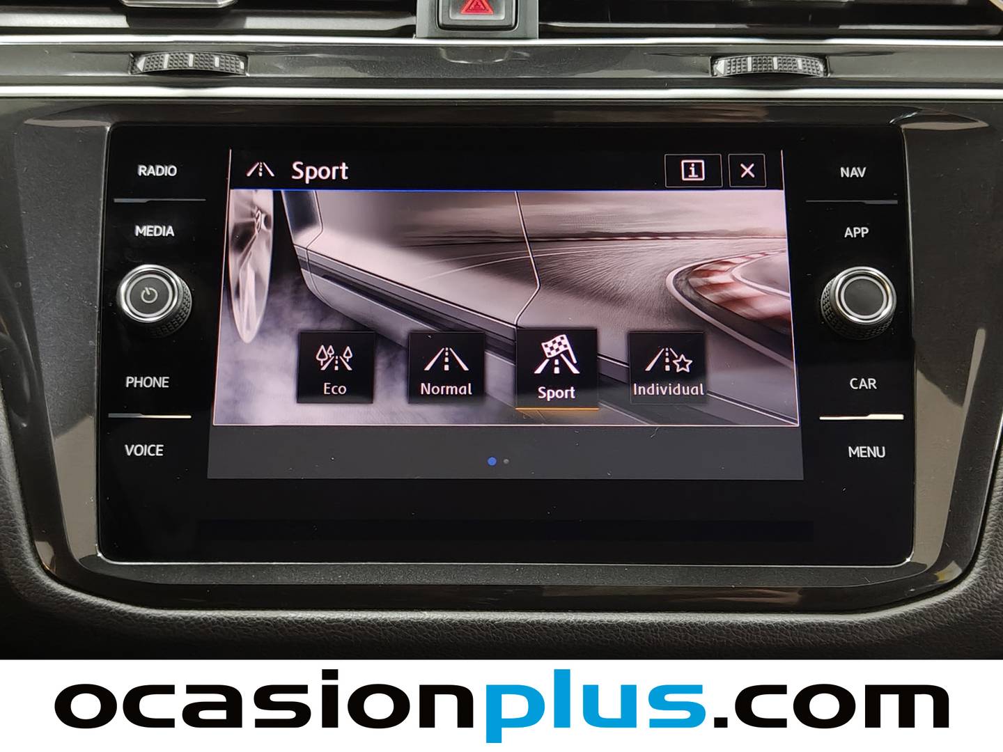 Foto Volkswagen Tiguan Volkswagen Tiguan Sport 1.4 TSI 4Motion R-LINE (150 CV) DSG