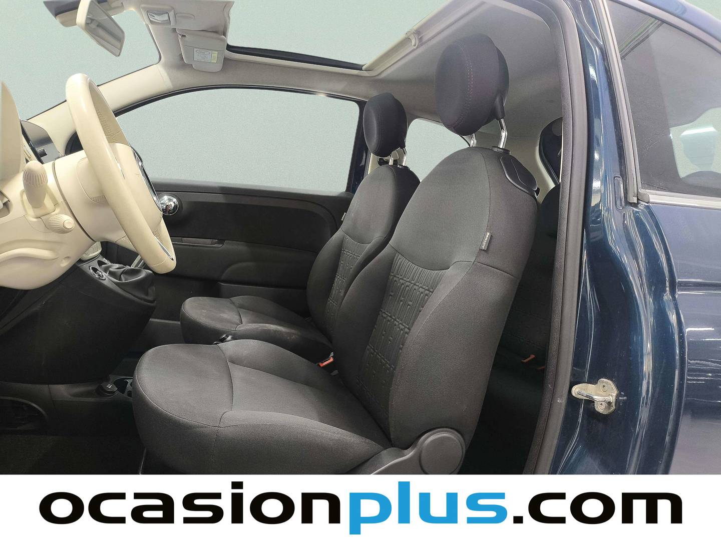 Foto asientos delanteros Fiat 500 Fiat 500 1.0 Hybrid Dolcevita (70 CV)