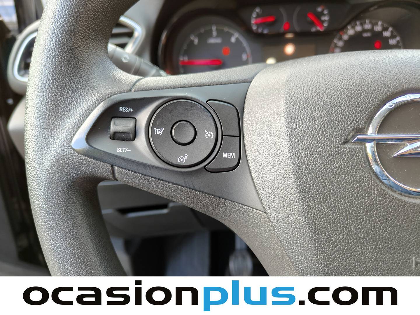 Foto Opel Grandland X Opel Grandland X 1.6 CDTi Selective (120 CV)