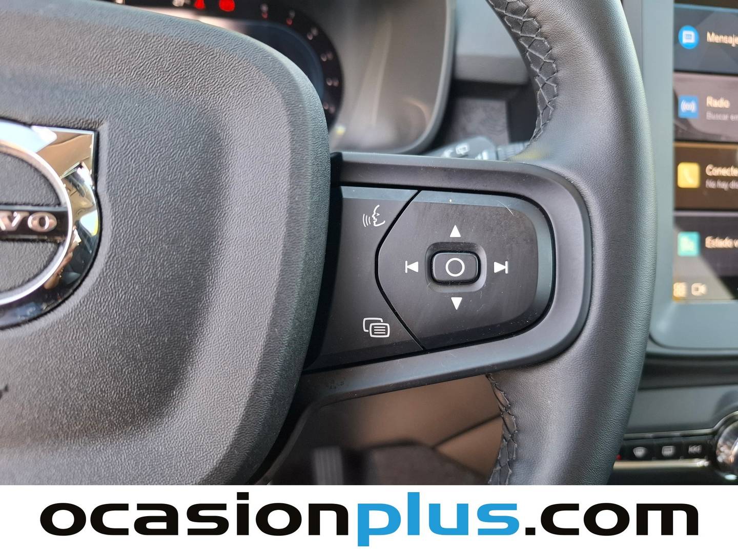 Foto Volvo XC40 Volvo XC40 B3 G Essential Auto (163 CV)