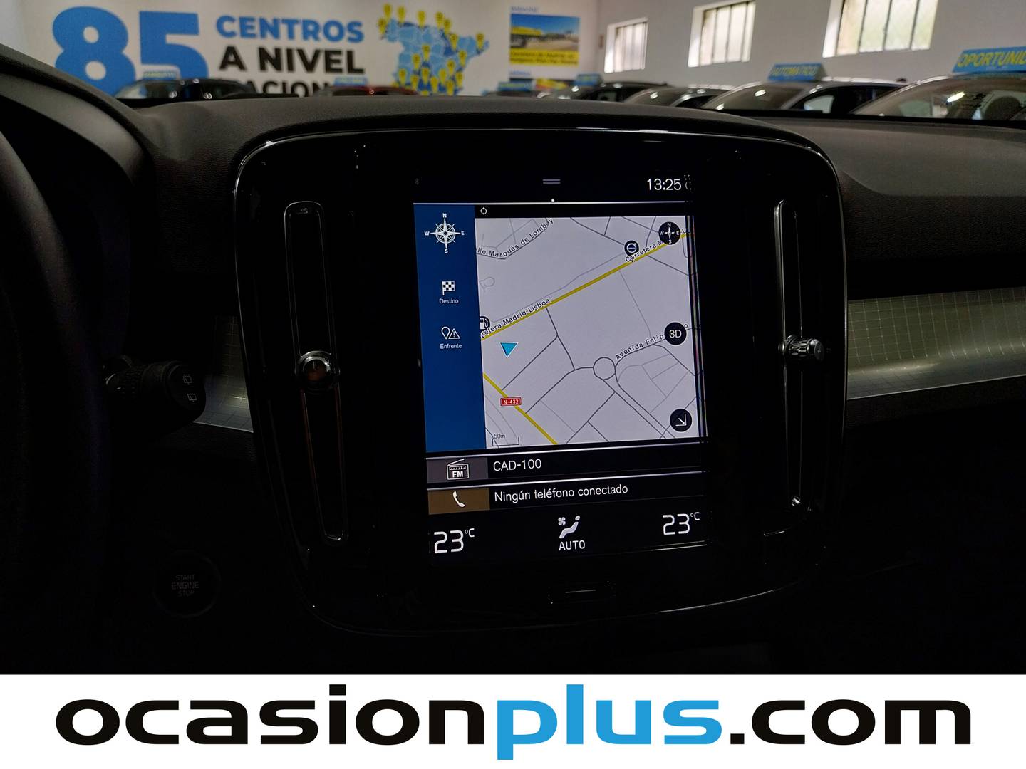 Extras y acabados del Volvo XC40 Volvo XC40 T3 Business Plus (163 CV)