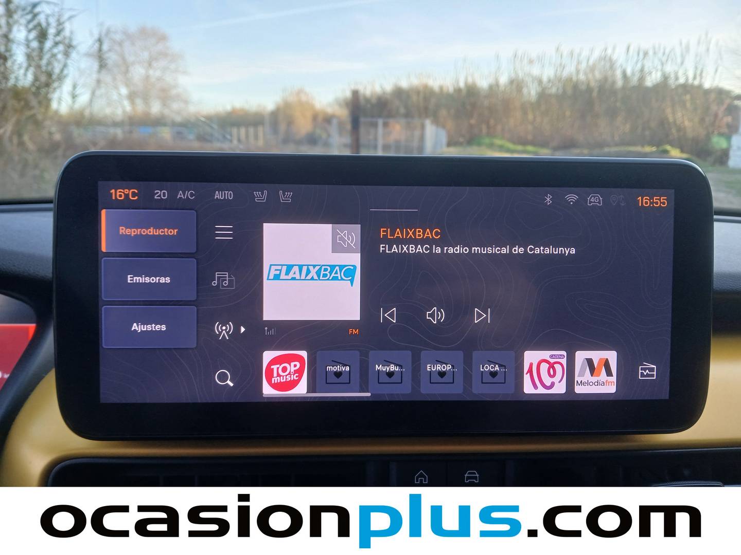 Foto Jeep Avenger Jeep Avenger 1.2 G Summit (100 CV)