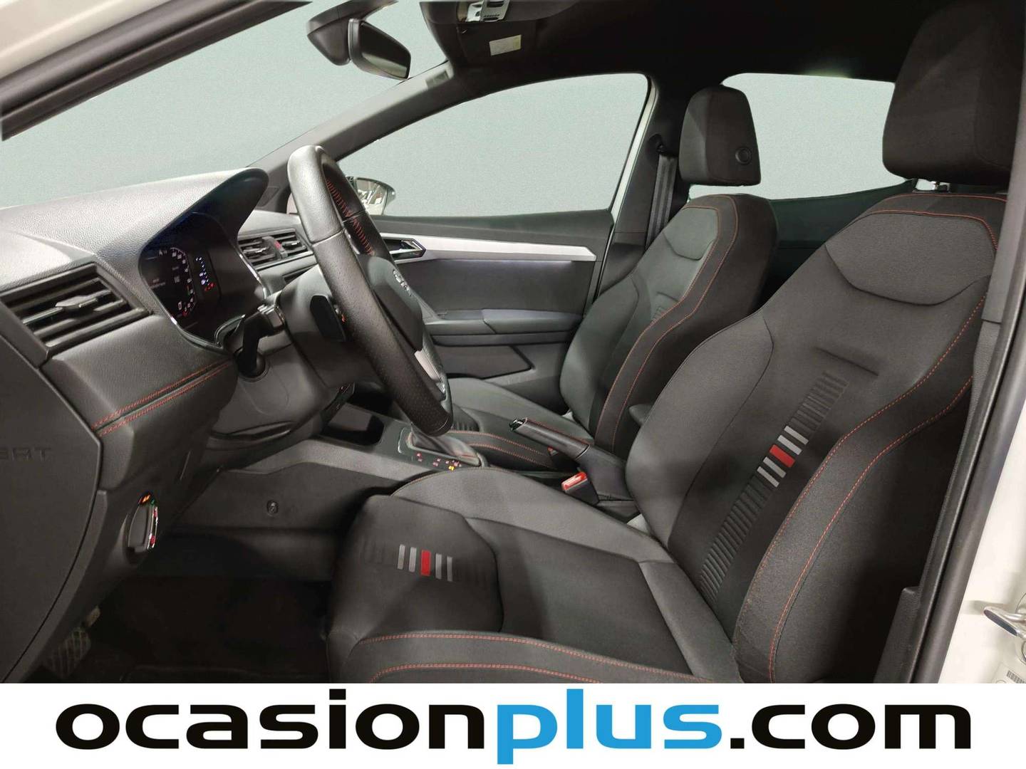 Foto asientos delanteros Seat Ibiza Seat Ibiza 1.0 TSI FR Plus DSG (115 CV)