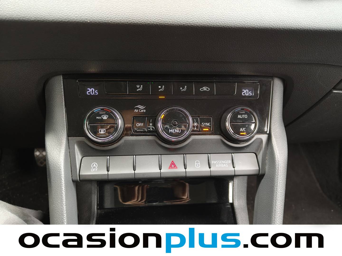 Foto Skoda Karoq Skoda Karoq 1.5 TSI ACT Ambition (150 CV)