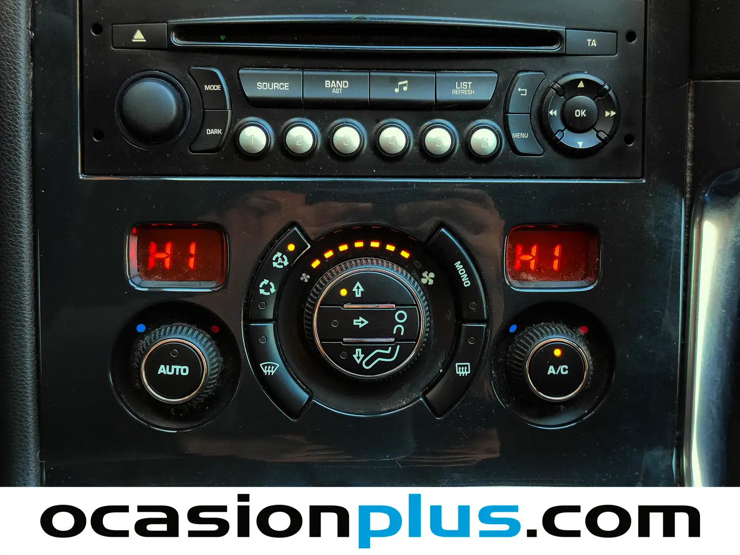 Foto Peugeot 3008 Peugeot 3008 1.6 e-HDI Active FAP ETG6 Blue Lion (115 CV)