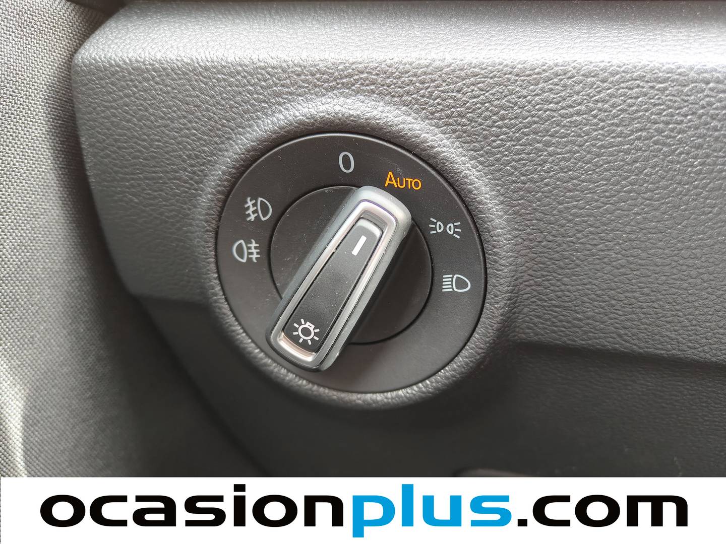 Foto Volkswagen T-Roc Volkswagen T-Roc Advance Style 1.5 TSI (150 CV)