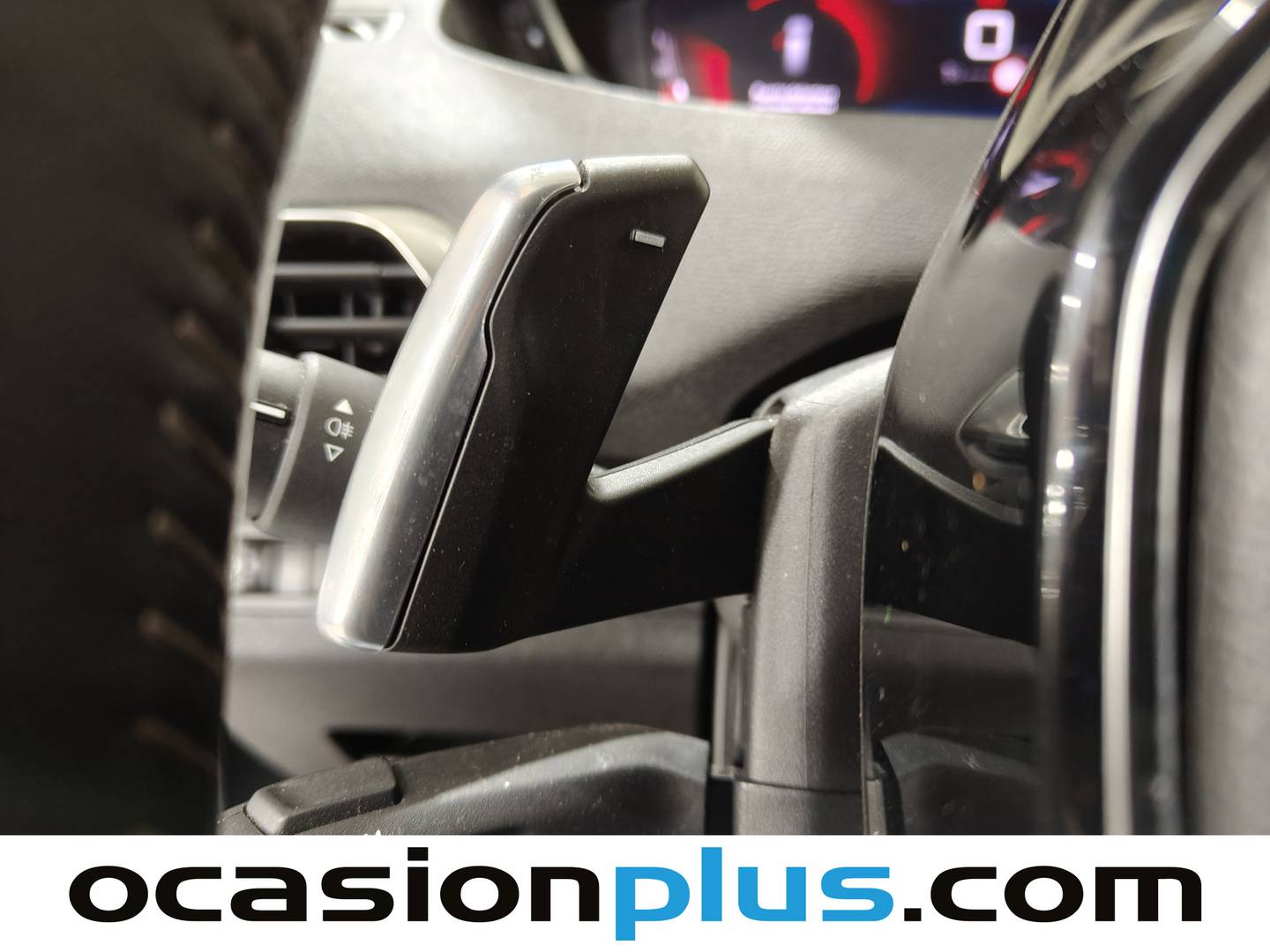 Peugeot 5008 Hybrid Peugeot 5008 Hybrid 1.2 Active Pack eDCS6 (136 CV) 7 Plazas 2024