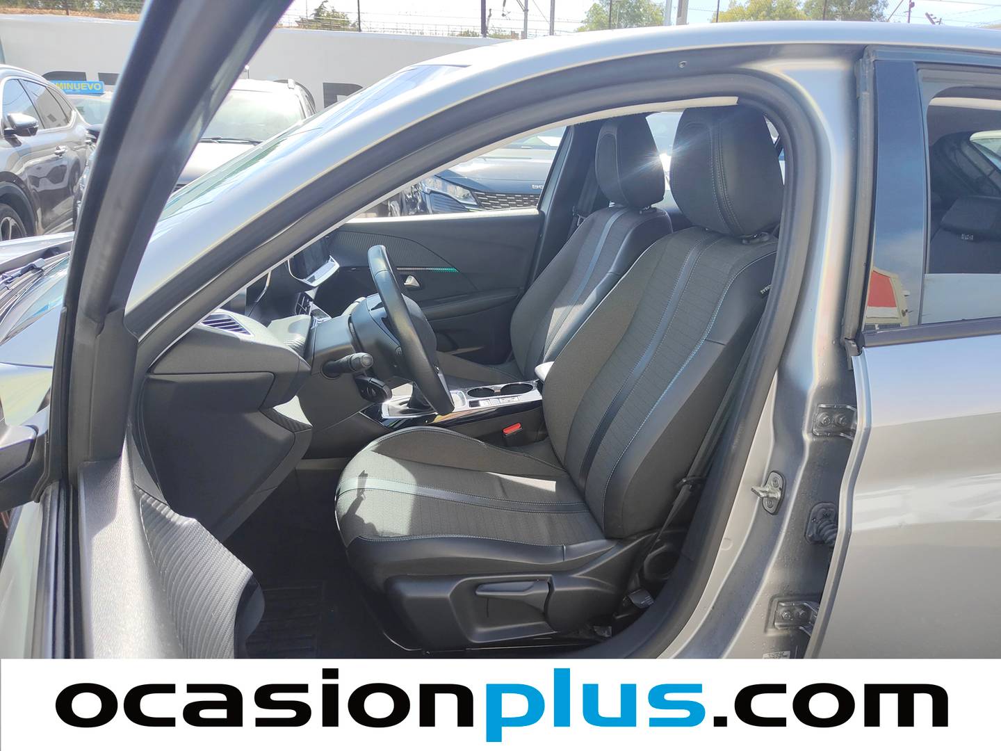 Foto Peugeot 208 Peugeot 208 PureTech 100 Allure (100 CV)