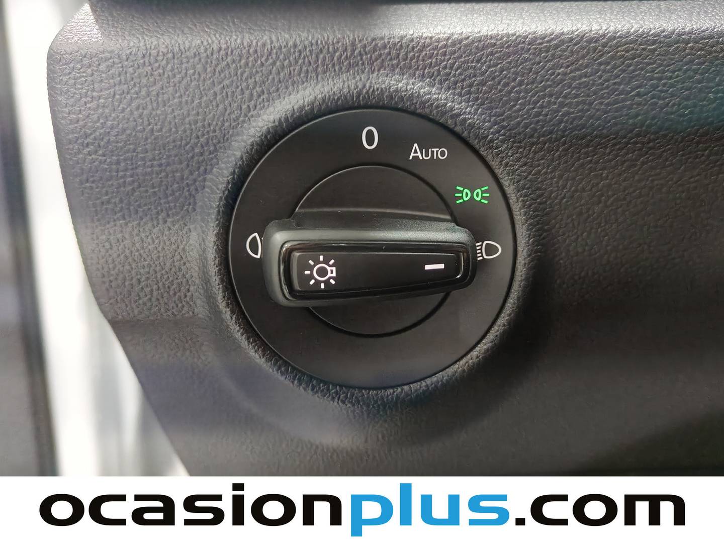 Foto Volkswagen T-Roc Volkswagen T-Roc Life 1.0 TSI (110 CV)