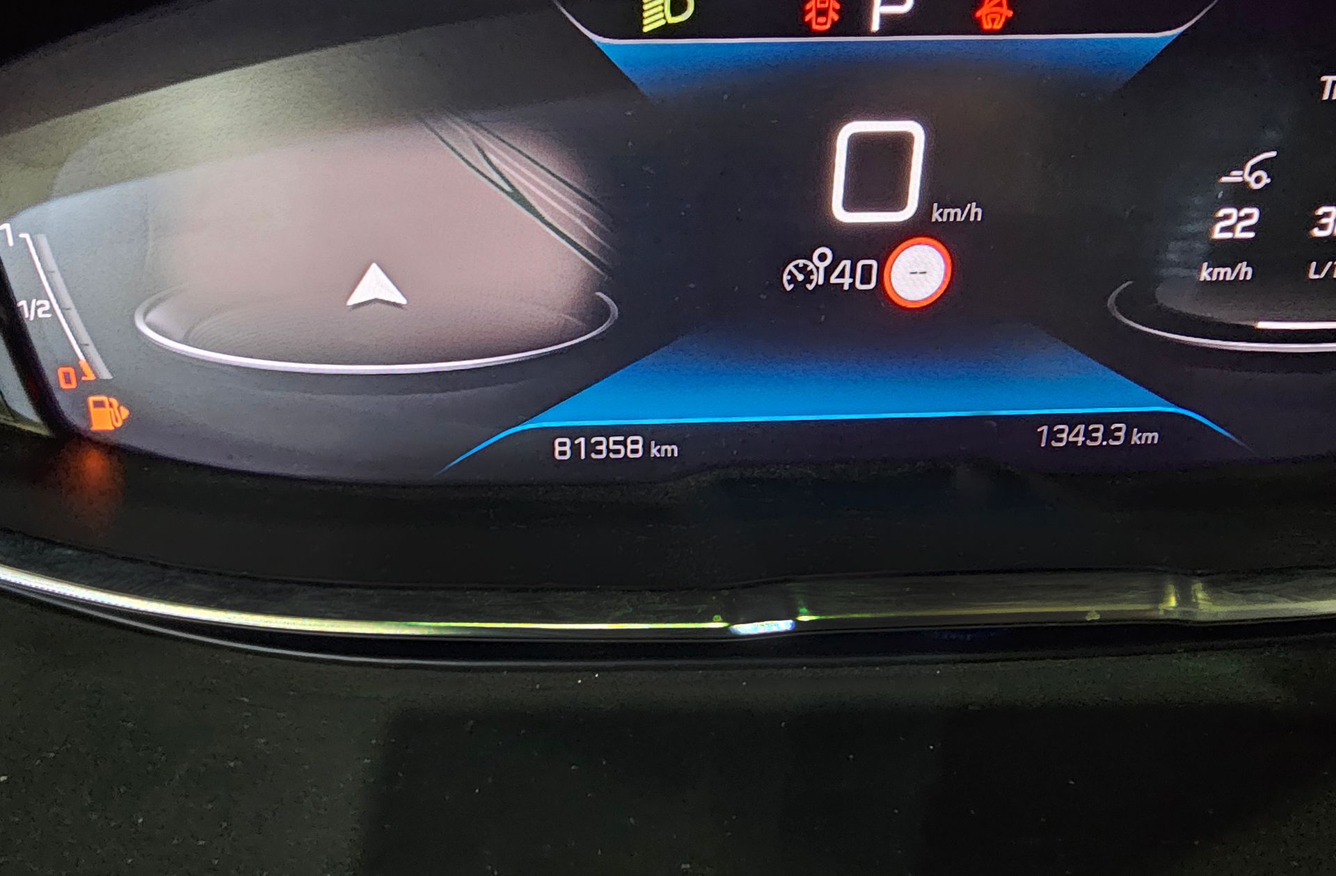 Peugeot 3008 BlueHDi 130 GT EAT8 - foto 13