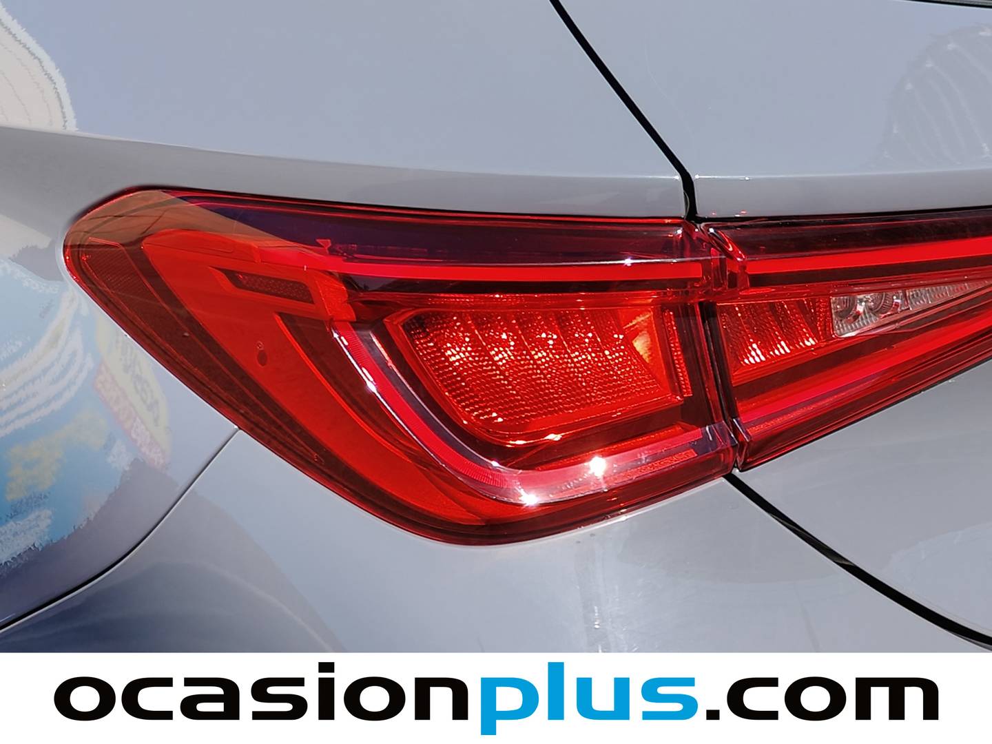 Accesorios del Seat León Seat León 1.5 eTSI S&S FR Special Edition Vision DSG (150 CV)