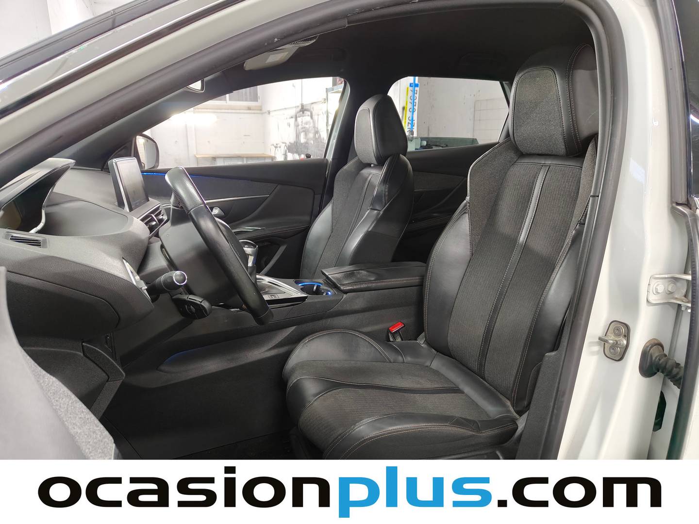 Foto asientos delanteros Peugeot 3008 Peugeot 3008 BlueHDi 150 S&S GT Line (150 CV)