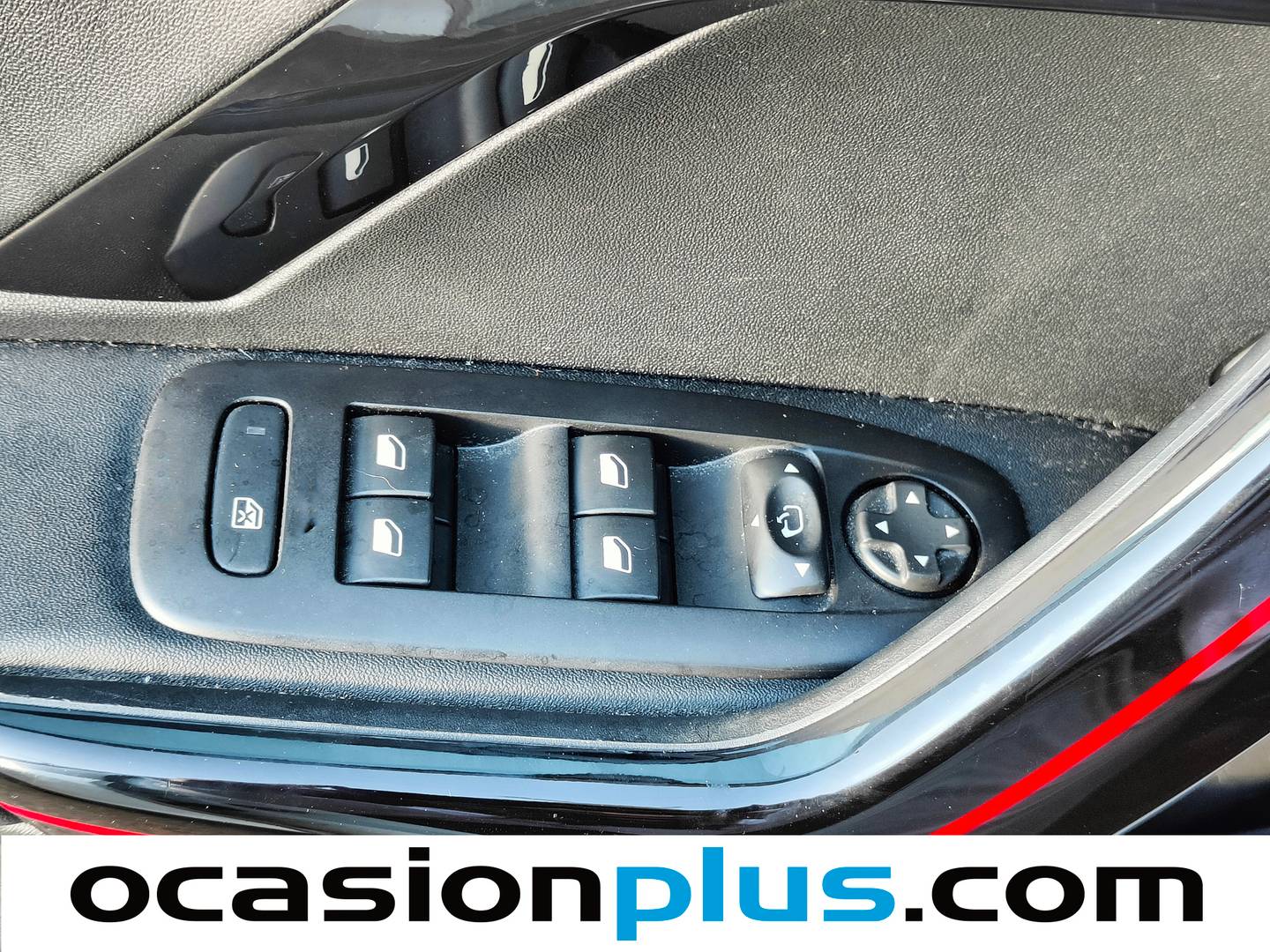 Foto Peugeot 2008 Peugeot 2008 BlueHDi 120 GT Line EAT6 (120 CV)