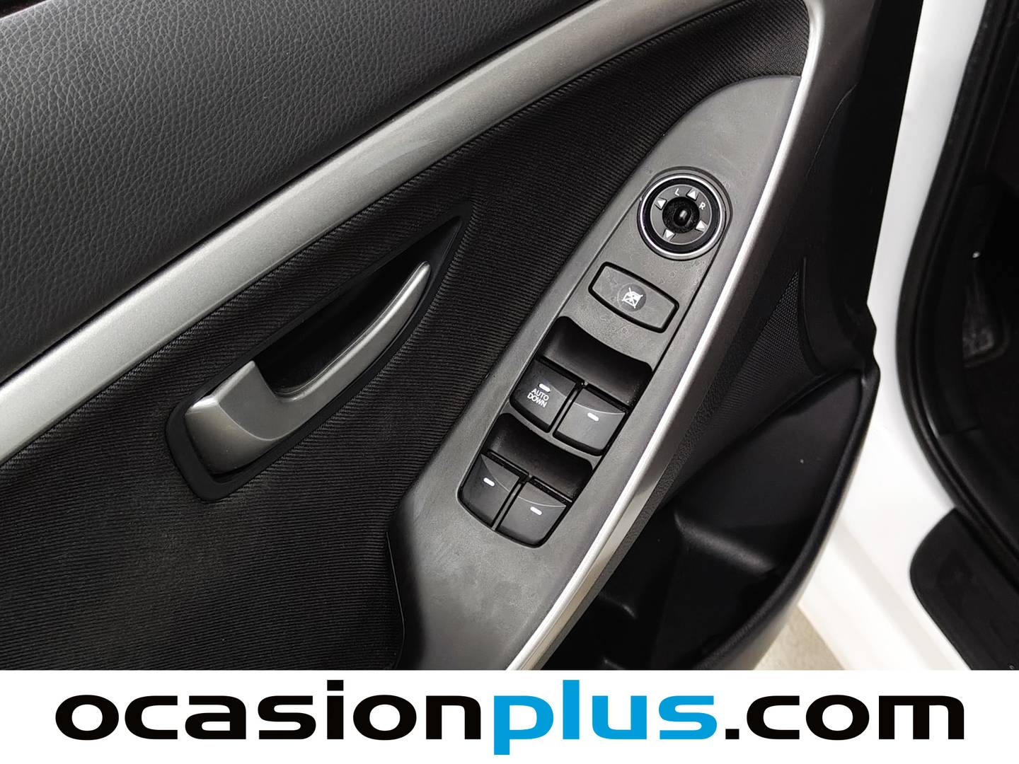 Foto Hyundai i30 Hyundai i30 1.4 MPI BlueDrive 25 Aniversario (100 CV)