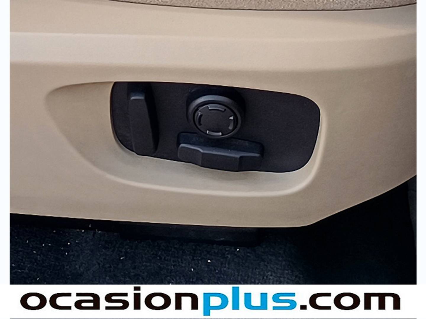 Foto Land Rover Discovery Sport Land Rover Discovery Sport 2.0L TD4 HSE 4x4 (180 CV) Auto