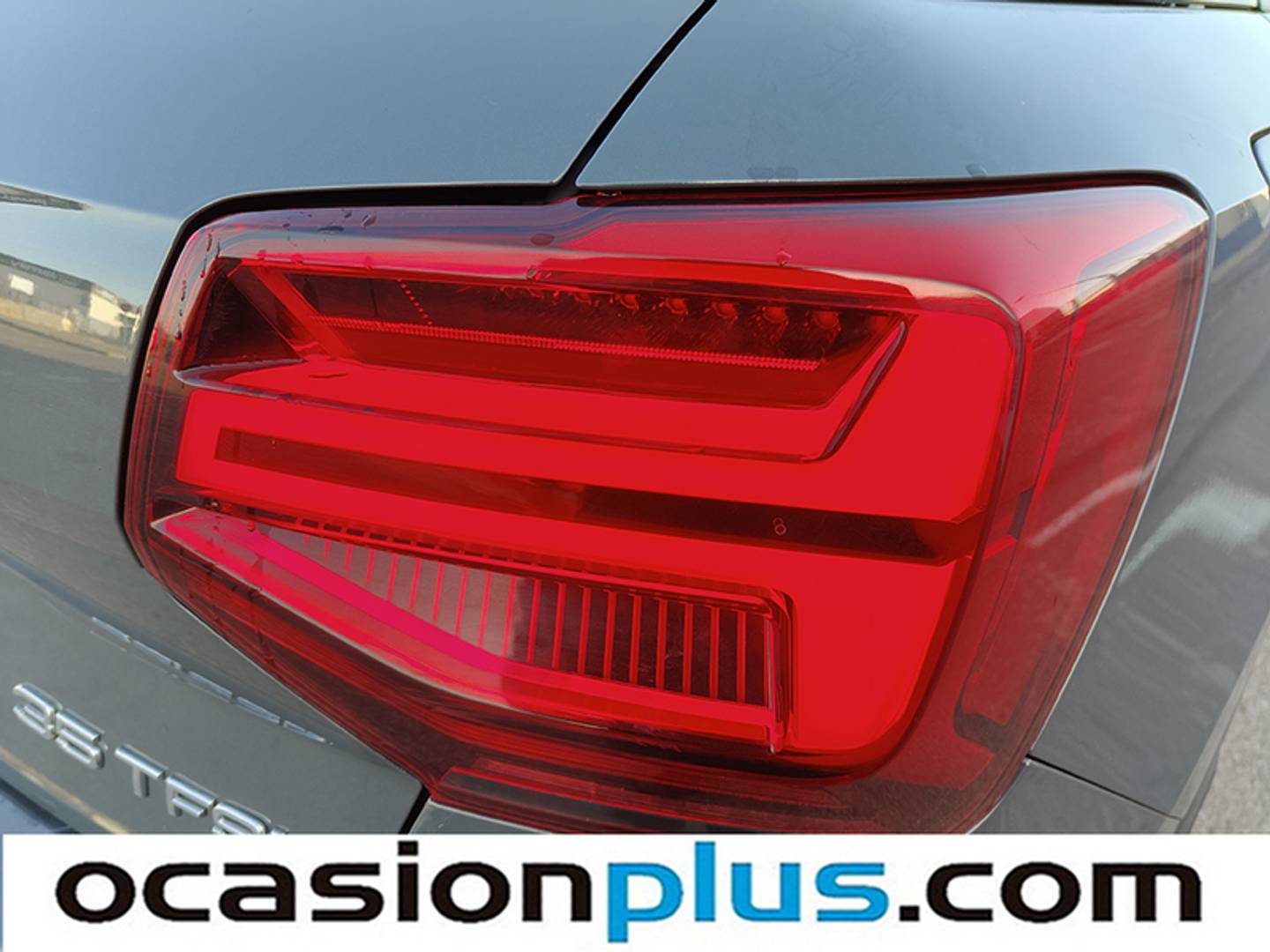 Foto Audi Q2 Audi Q2 design 35 TFSI (150 CV)