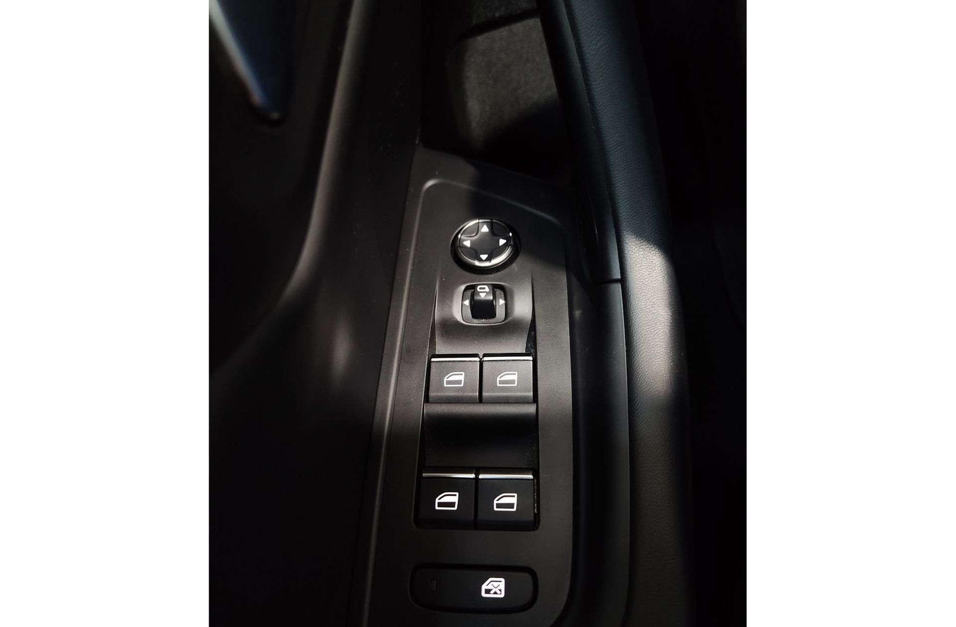 Peugeot 508 BlueHDi 160 Allure EAT8 - foto 37