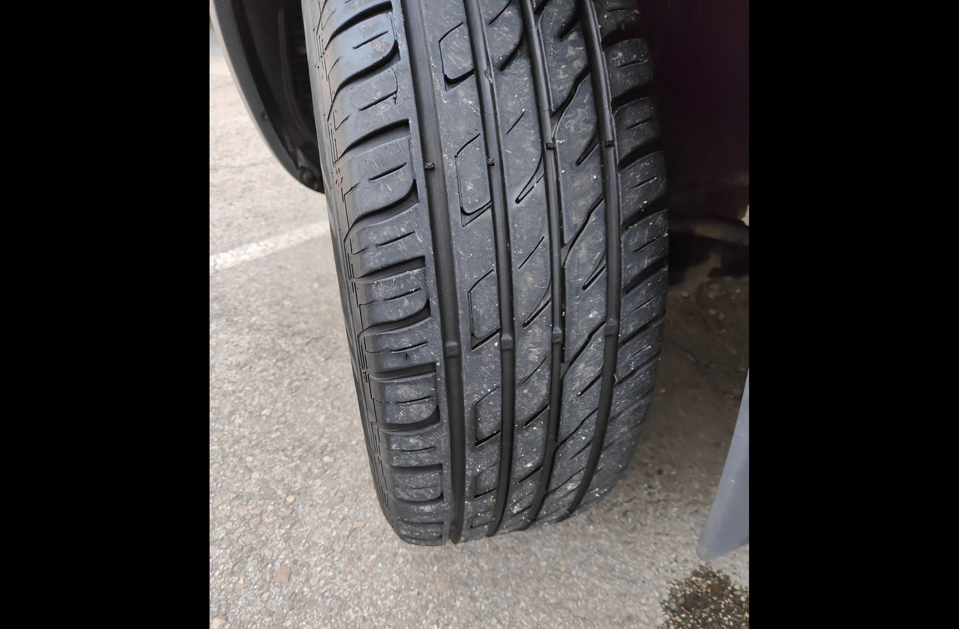 Hyundai Tucson 2.0 Comfort 4x2 - foto 25