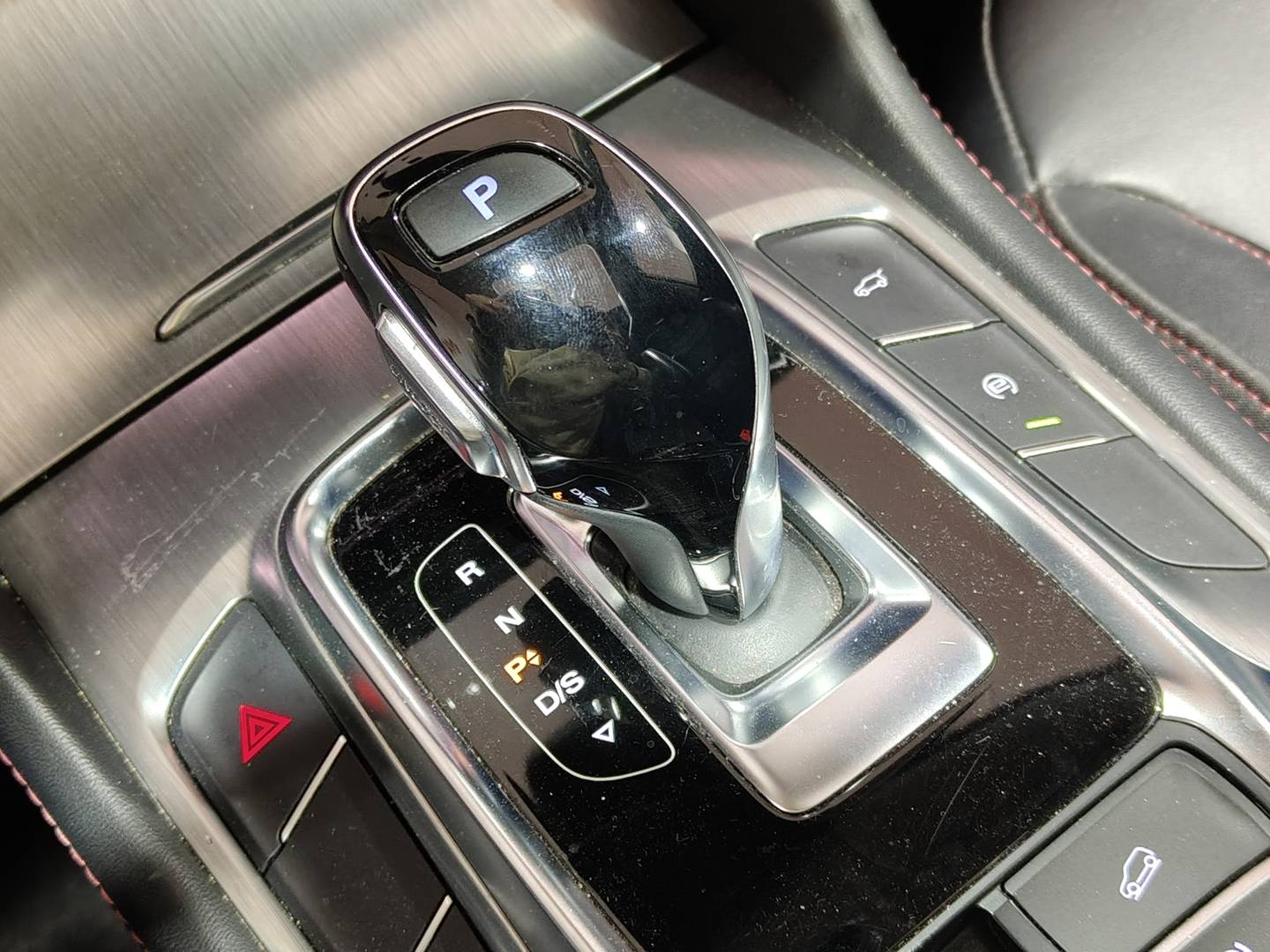 Foto MG HS MG HS 1.5 Turbo GDI Luxury DCT (162 CV)