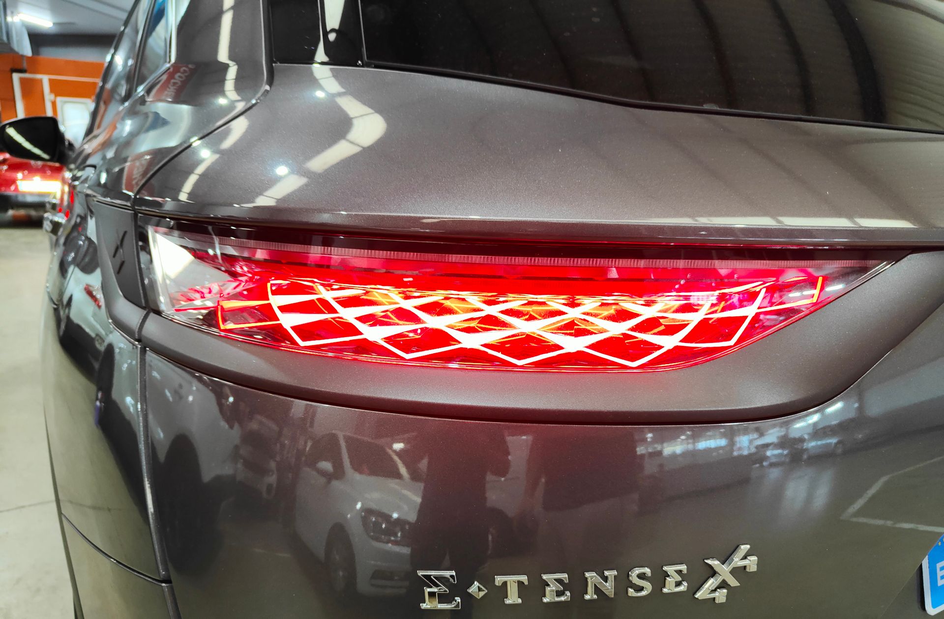 DS 7 Crossback E-Tense 300 Performance Line+ 4WD - foto 18