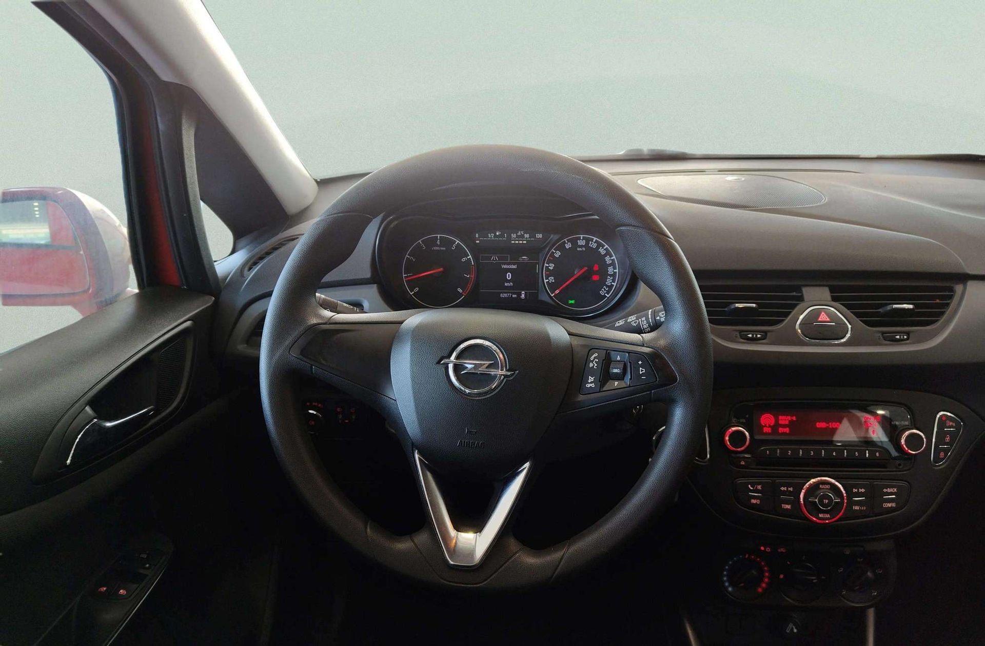 Opel Corsa 1.4 Expression - foto 18