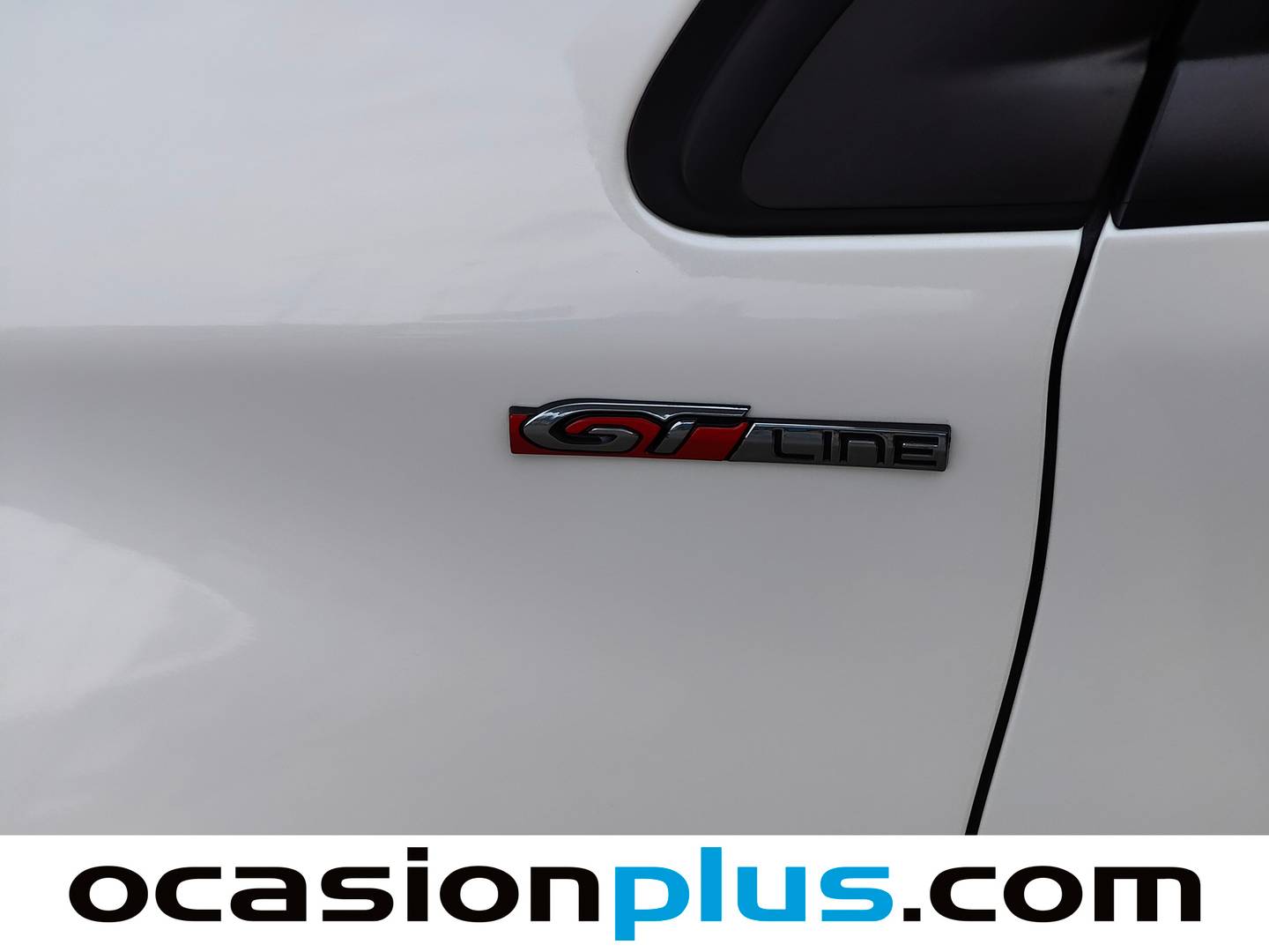 Extras y acabados del Peugeot 2008 Peugeot 2008 PureTech 130 S&S GT Line (130 CV)