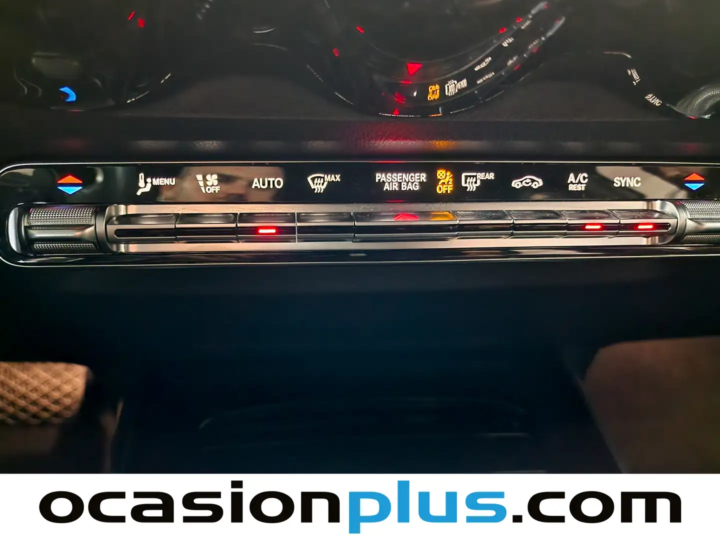 Foto Mercedes GLB Mercedes-Benz GLB 220 D 4Matic (190 CV)