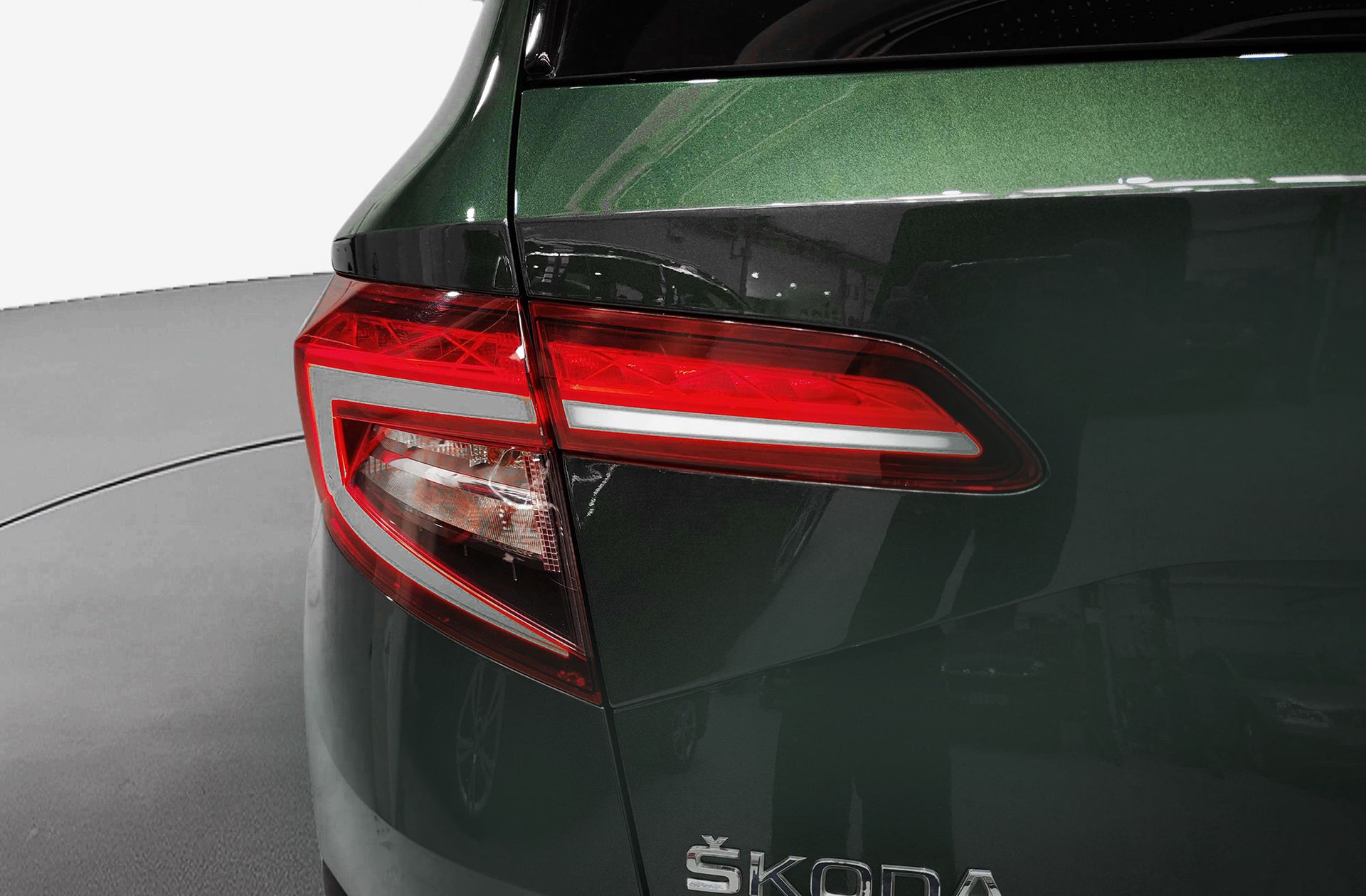 Škoda Karoq 1.5 TSI ACT Style DSG - foto 18