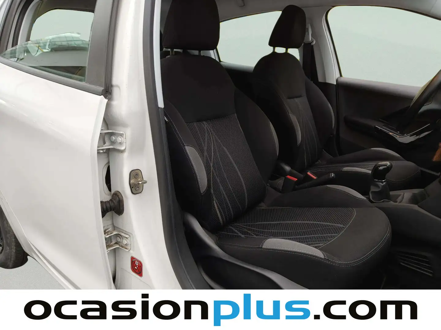 Foto Peugeot 208 Peugeot 208 1.2 VTi Active  (82 CV)