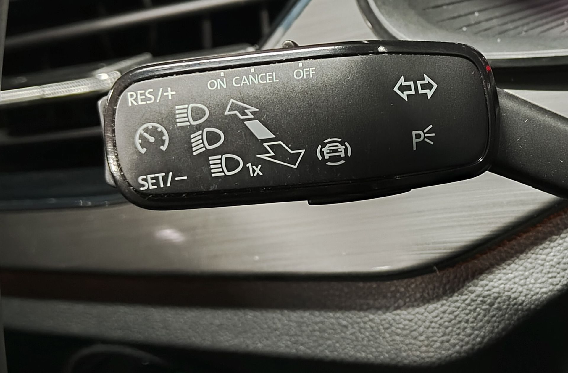 Škoda Kamiq 1.0 TSI Scout DSG - foto 24