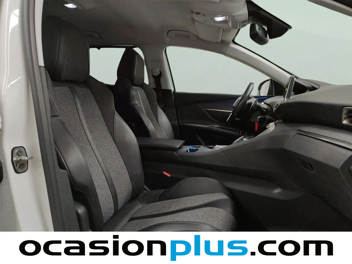 Foto Peugeot 5008 Peugeot 5008 BlueHDi 130 S&S Allure EAT8 (130 CV)