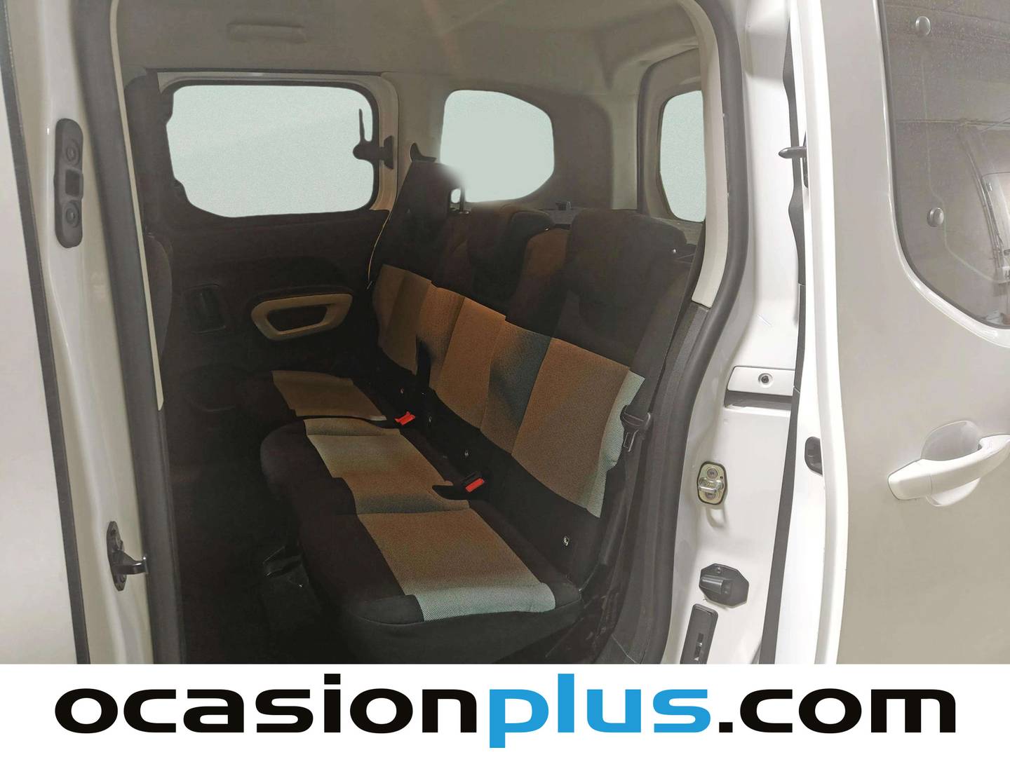 Foto asientos traseros Citroën Berlingo Citroën Berlingo Combi BlueHDi 100 Talla M Feel (100 CV)