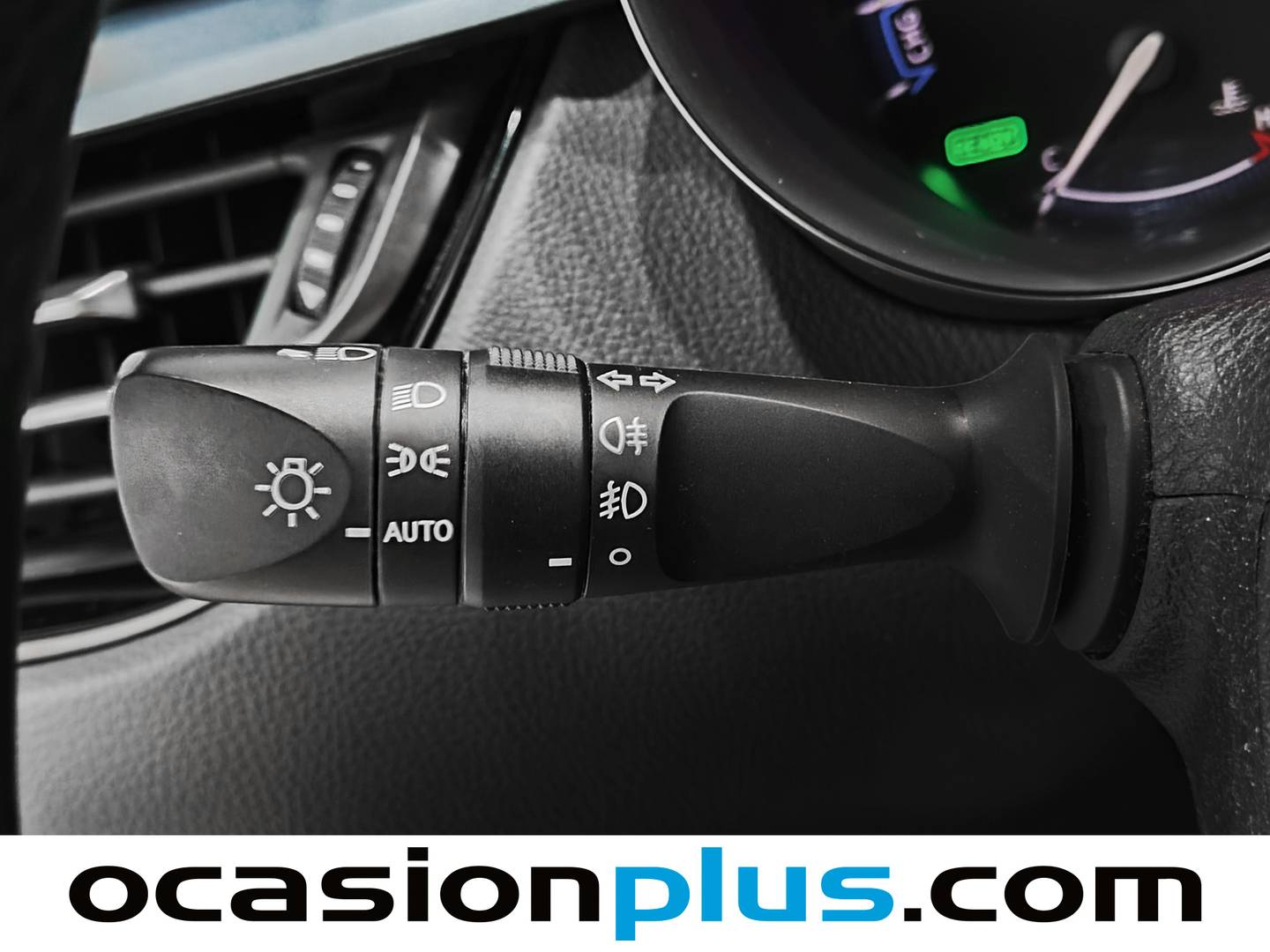 Foto Toyota C-HR Toyota C-HR 180H Advance (184 CV)