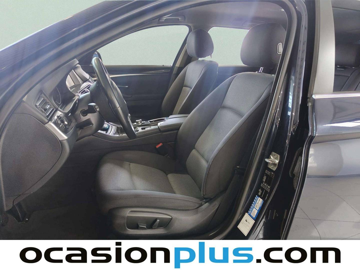 Foto asientos delanteros BMW Serie 5 BMW Serie 5 520d Touring (190 CV)