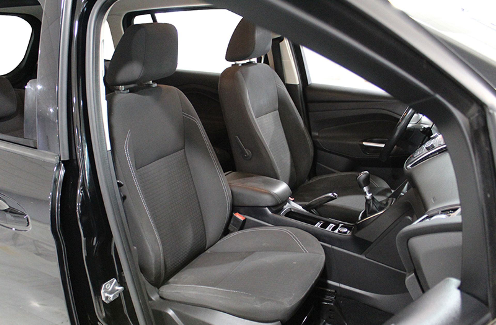 Ford Grand C-Max 1.0 EcoBoost Trend+ 7 plazas - foto 19