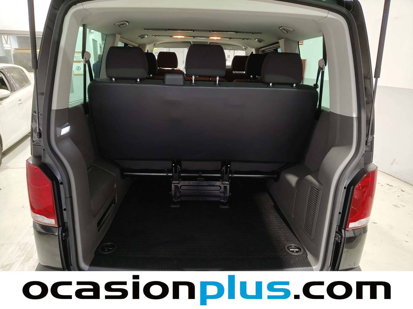 Foto Volkswagen Caravelle Volkswagen Caravelle Origin Batalla Corta 2.0 TDI BMT  9 Plazas (150 CV) DSG